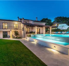 7 bedroom villa with pool in Svetvinčenat, sleeps 14